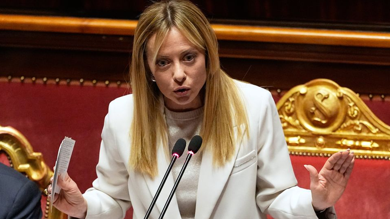 পোপকে নিয়ে ট্রাম্পের মন্তব্য ‘অগ্রহণযোগ্য’: ইতালির প্রধানমন্ত্রী