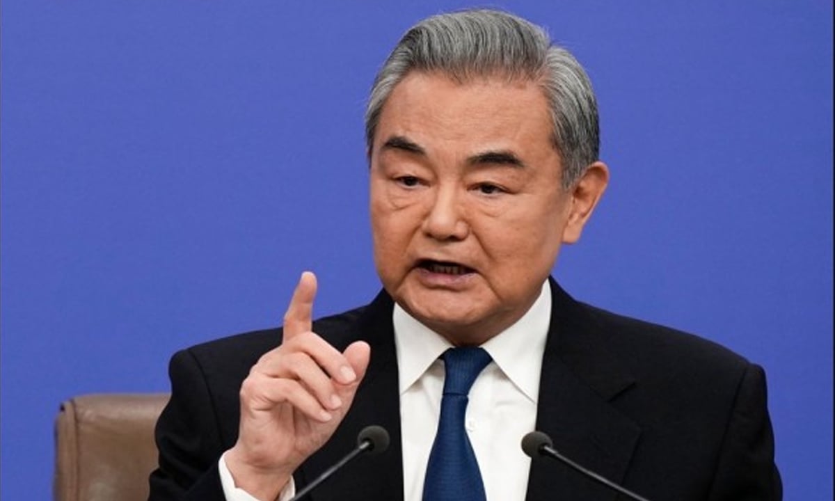 যুক্তরাষ্ট্র-ইরান যুদ্ধবিরতি ‘অত্যন্ত নাজুক’: চীনের পররাষ্ট্রমন্ত্রী