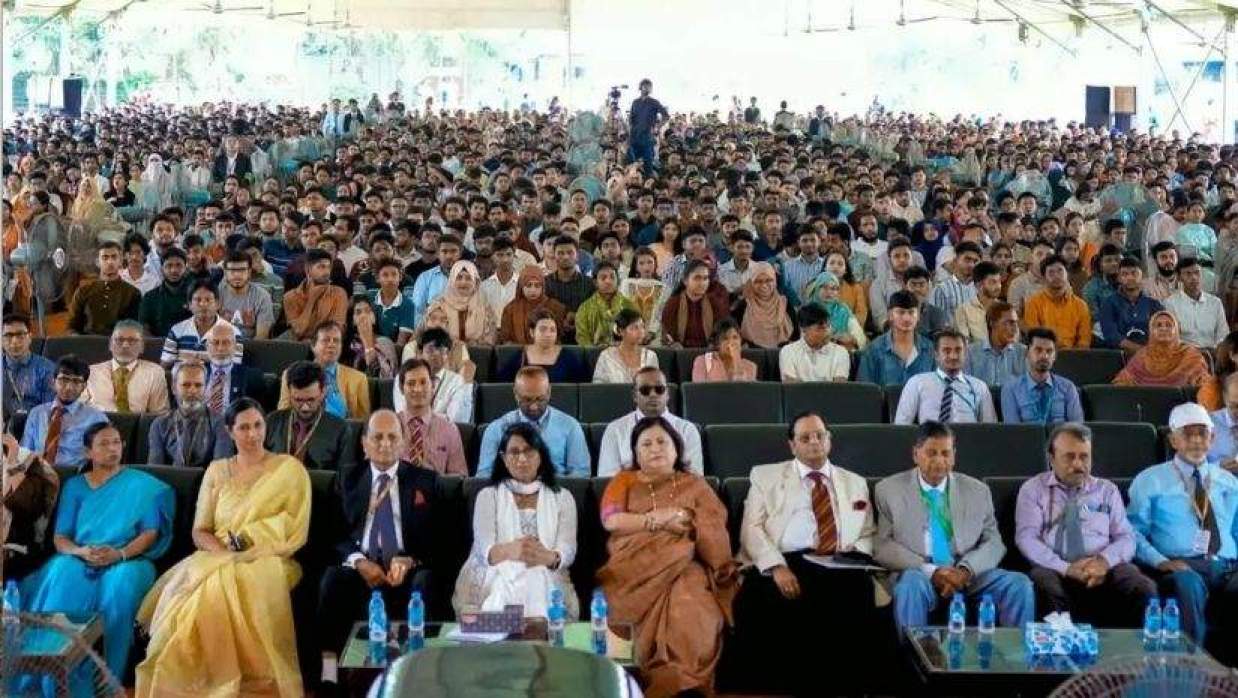 সামার ২০২৬ সেমিস্টারের নবীন শিক্ষার্থীদের বরণ করে নিল আইইউবিএটি